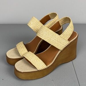 Lucky Brand Delucah Platform Wedge Sandal. Size 10.